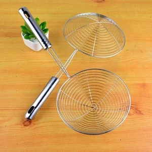 PENEIRA DE INOX 14CM EM3917