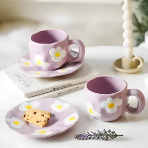 Xícara de Cerâmica com Pires Lila Home LH337 – Elegância e charme para seu café
