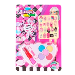 1140 - Maquia Belaboneca e Manicure