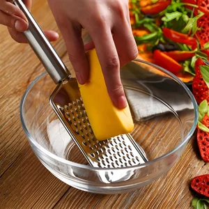 Ralador de Queijo Lila Home Prático e Resistente – Ref: L055